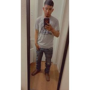 Meet your Posher, Reyes